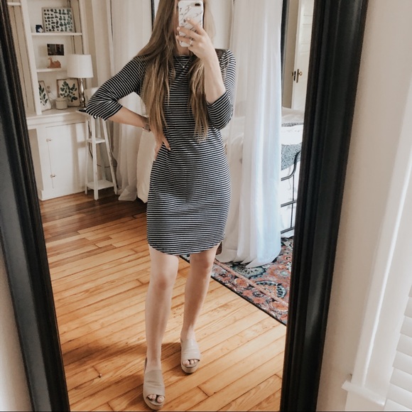 GAP Dresses & Skirts - GAP Black & White Striped Pocket Dress